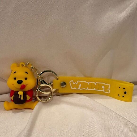 Disney Winnie the Pooh with Hunny Keychain Key Ring Bag Backpack Charm NEW - Picture 3 of 4